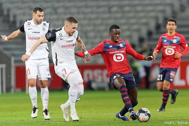 弗格49分辽宁5人上双逆转北控 张帆飚10记三分